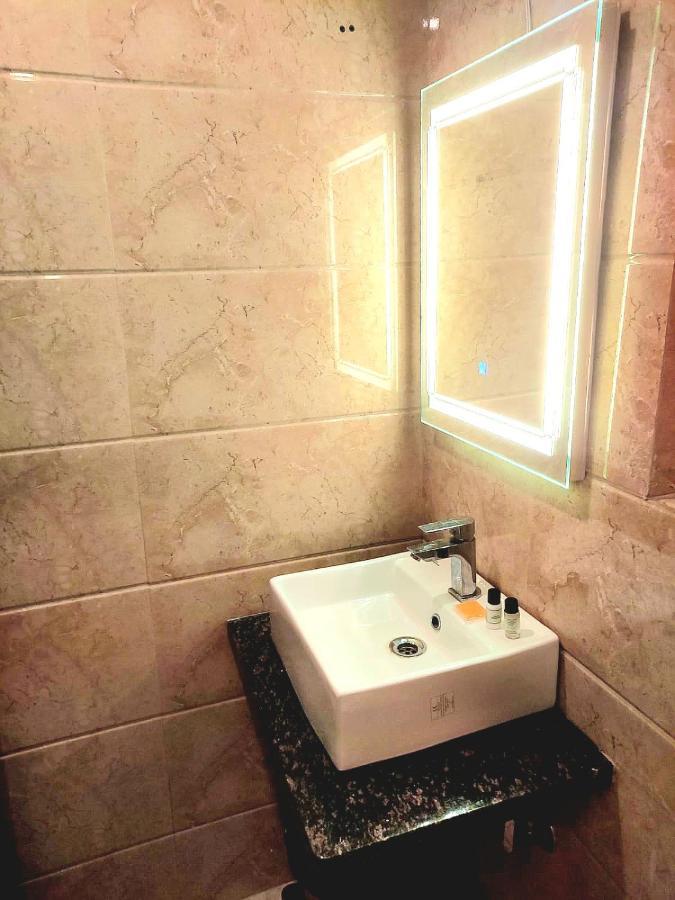 ג'איפור The Sarai, Hotel מראה חיצוני תמונה