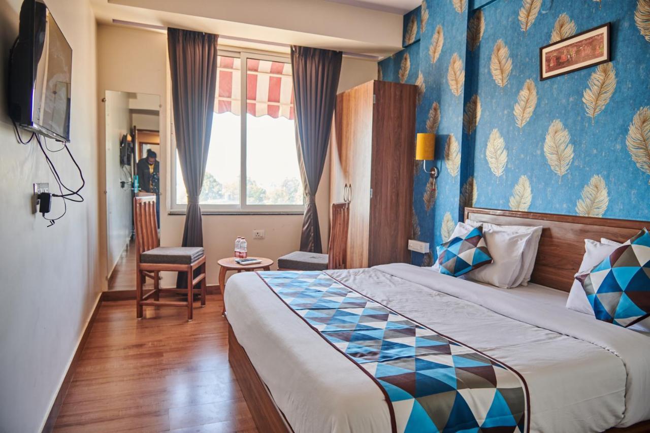 ג'איפור The Sarai, Hotel מראה חיצוני תמונה